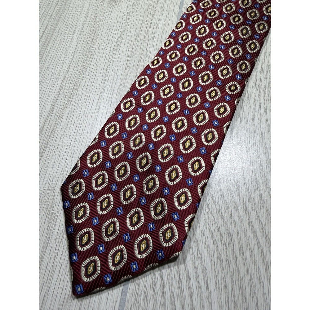 Jos. A. Bank Executive Tie Mens Long Red 100% Silk Pointed Geometric Jacquard
